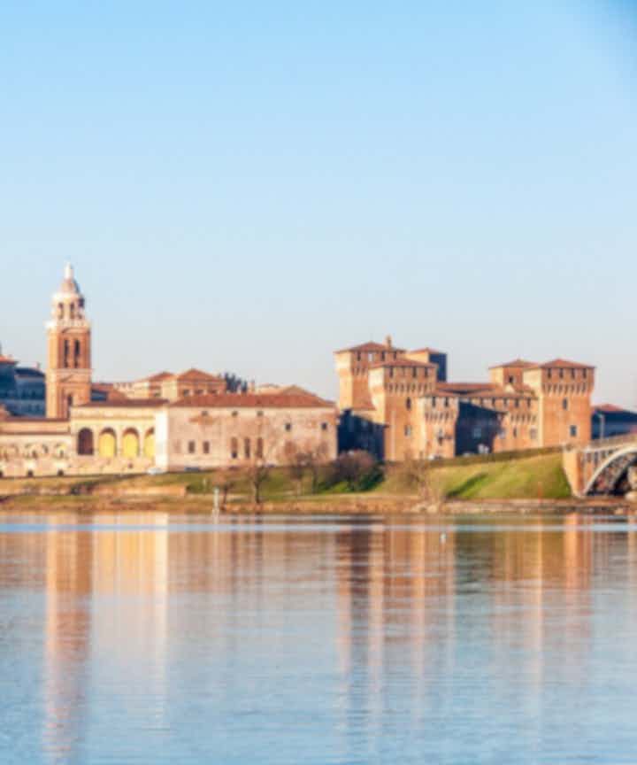 Cottages & Places to Stay in Mantua, Italy