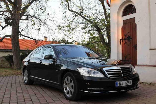 Transfert de luxe de l'aéroport de Prague par une classe Mercedes-Benz S