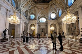 Madrid: Royal Palace Guided Tour with Skip The Line Tickets