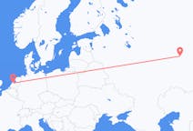 Fly fra Izjevsk til Amsterdam