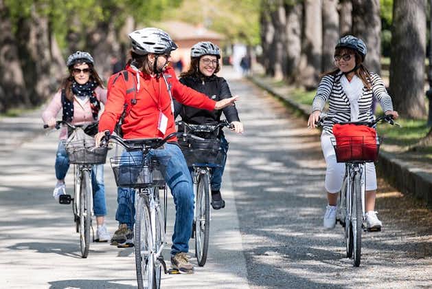 Lucca Bikes and Bites mit Verkostungen für kleine Gruppen oder Privatpersonen