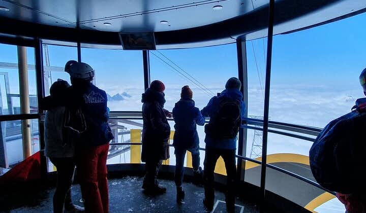 Alpine Majesty: Eksklusiv privat tur til Titlis-fjellet fra Basel