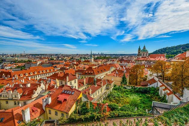 A weekend in Prague: Private transfers and tours with official tour guide