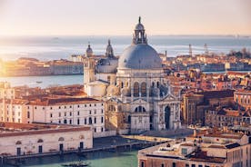 Ravennasta tai Venetsian satamasta: Luxury Venetsia veneellä ja gondolilla