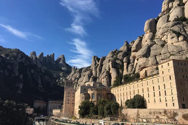 Montserrat kloster och ridning
