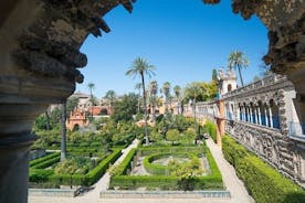 Private City Tour with breakfast or afternoon coffee in Alcazar Gardens