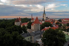 Fantastico tour audio autoguidato di Tallinn