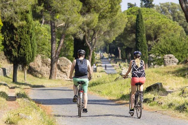 Rome E-bike tour met kleine groepen over de Via Appia met privéoptie