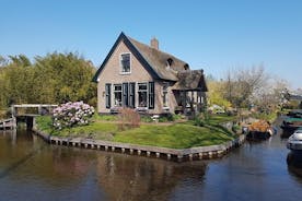 Giethoorn Small-Group Tour from Amsterdam (Max. 8 People)