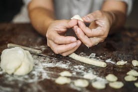 Pasta Fresca Hands-on kookcursus met een lokaal in Como