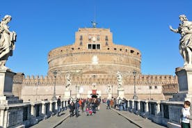 Skip-the-line Castle Sant'Angelo Museum & Bridge private Guided Tour in Rome