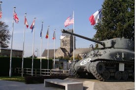 오디오 가이드가있는 캉 (Caen)의 D-Day 개인 투어 오마하 + 유타 비치