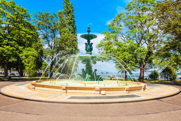 Photo of fountain in the Jardin anglais or English garden, a public park on the shore of Geneva lake in Geneva city in Switzerland.