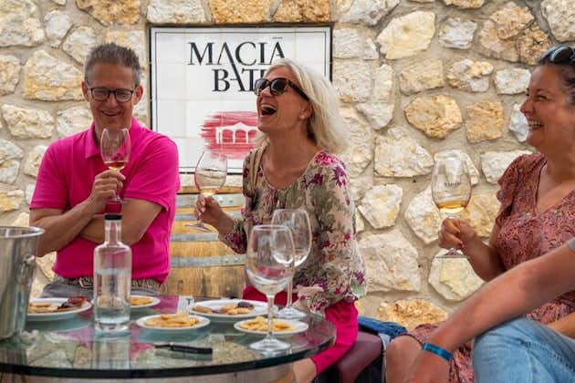 Oplev sorterne af vine, olivenolie og mad på Mallorca