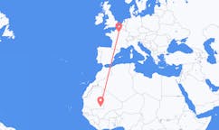 Flyg från Nema, Mauretanien till Paris, Frankrike