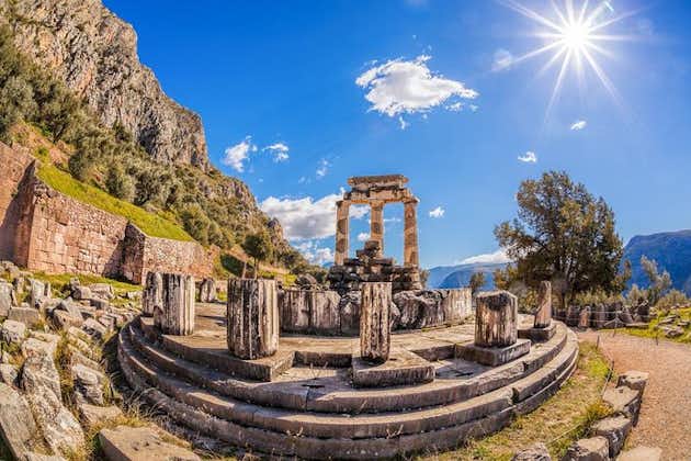 Tour privado de día completo de Delphi: visite el ombligo de la tierra