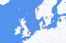 Flyrejser fra Sogndal til London
