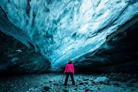 Exploration de la grotte de glace bleue (de la lagune du glacier Jökulsárlón)