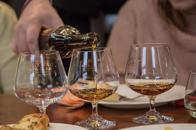 Degustazione privata del brandy con tour in cantina a Balti