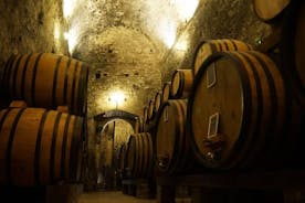 Provsmakning på en historisk vingård i Montepulciano